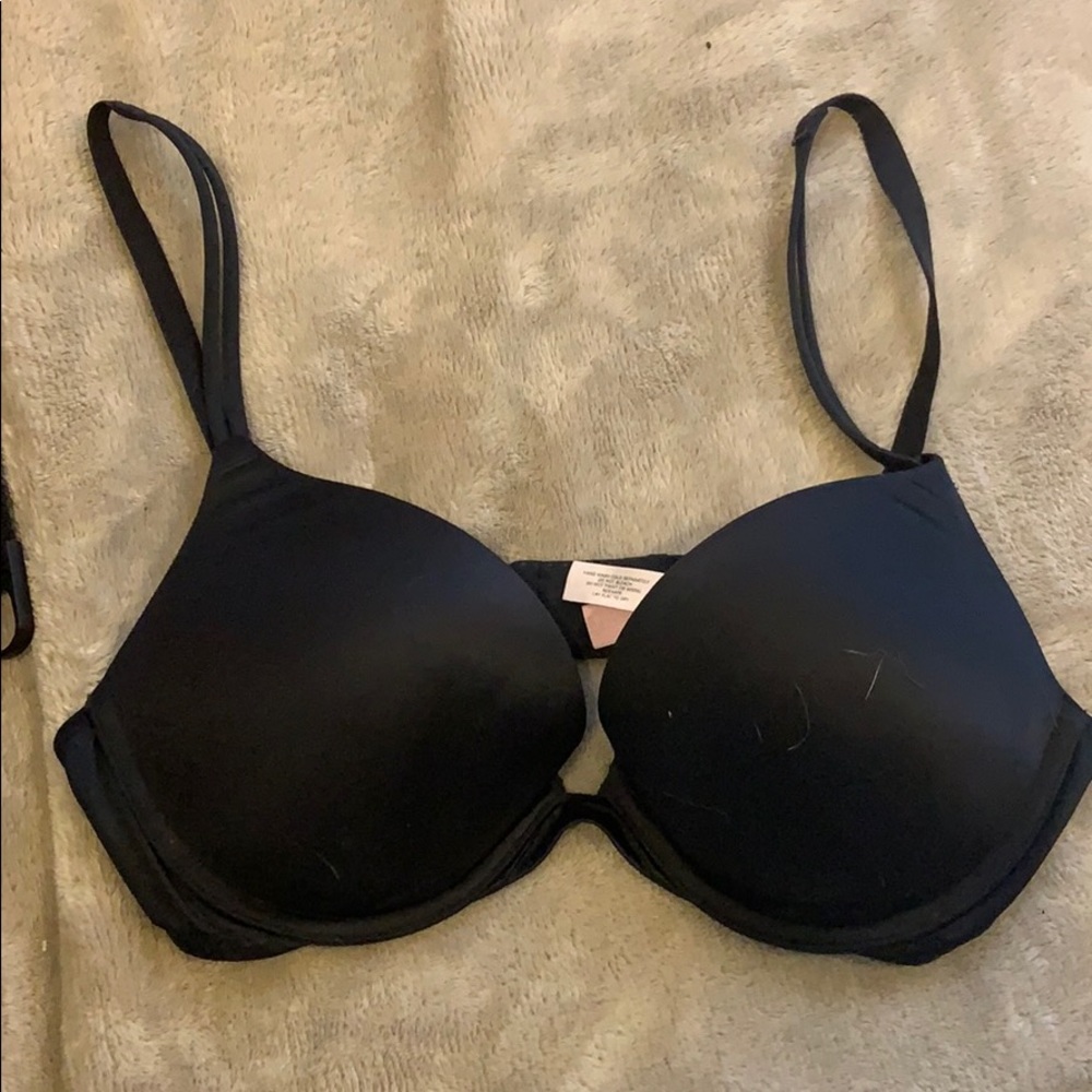 Victoria’s Secret Lightly Padded Push Up Bra